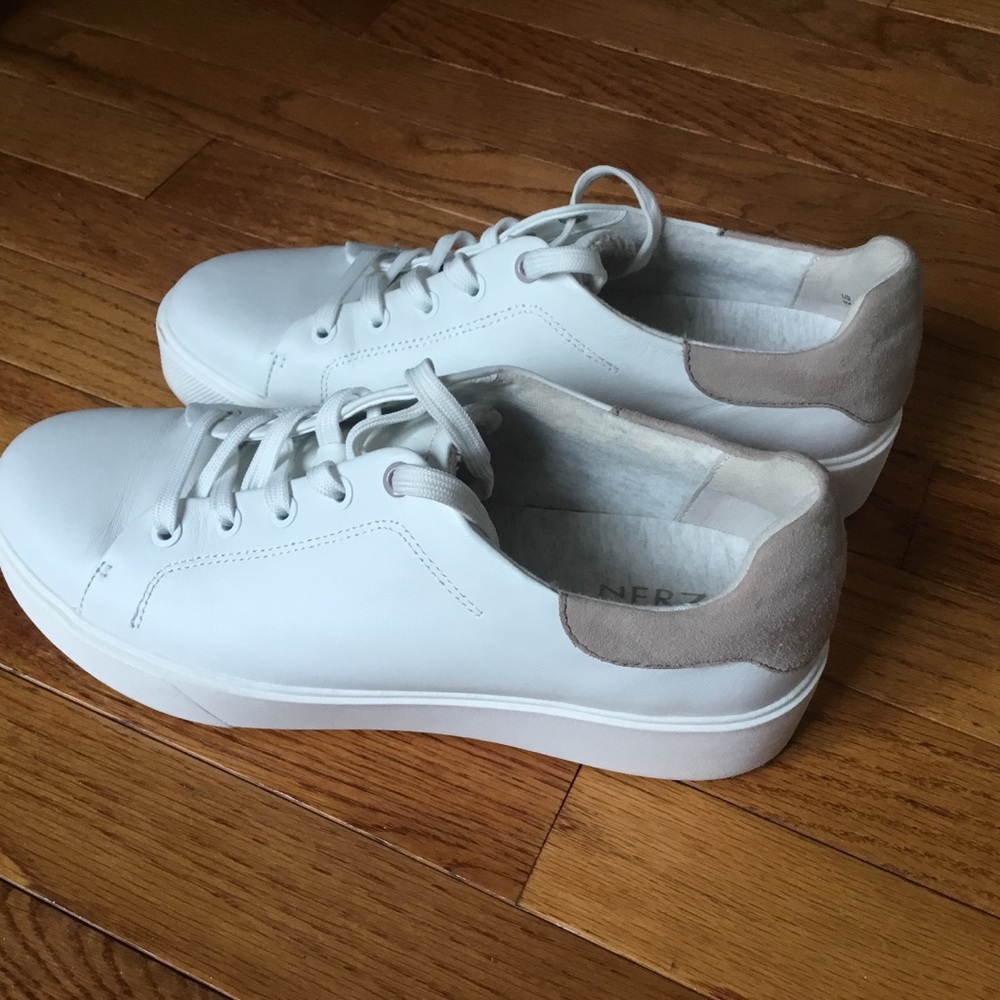 Women’s Naturalizer Morrison 2.0 sneakers